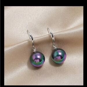 Elegant Silver and Green Salt Water Pearl Drop Earrings